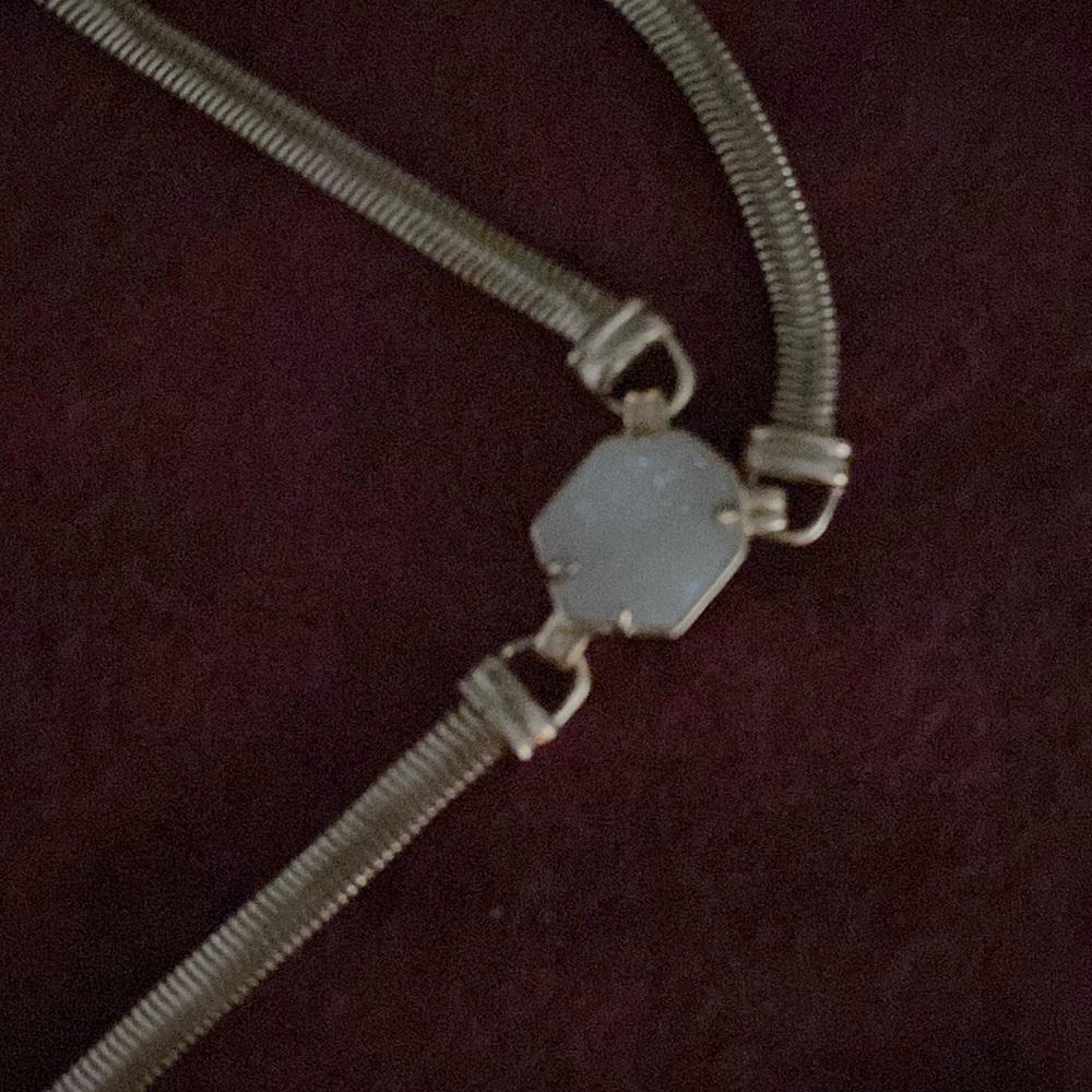 Kendra Scott lariat style necklace. - Picture 2 of 3